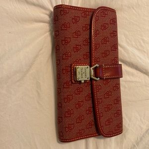 Dooney and Bourke red ladies wallet